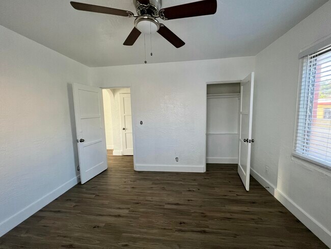 Building Photo - 1739 Moffett St