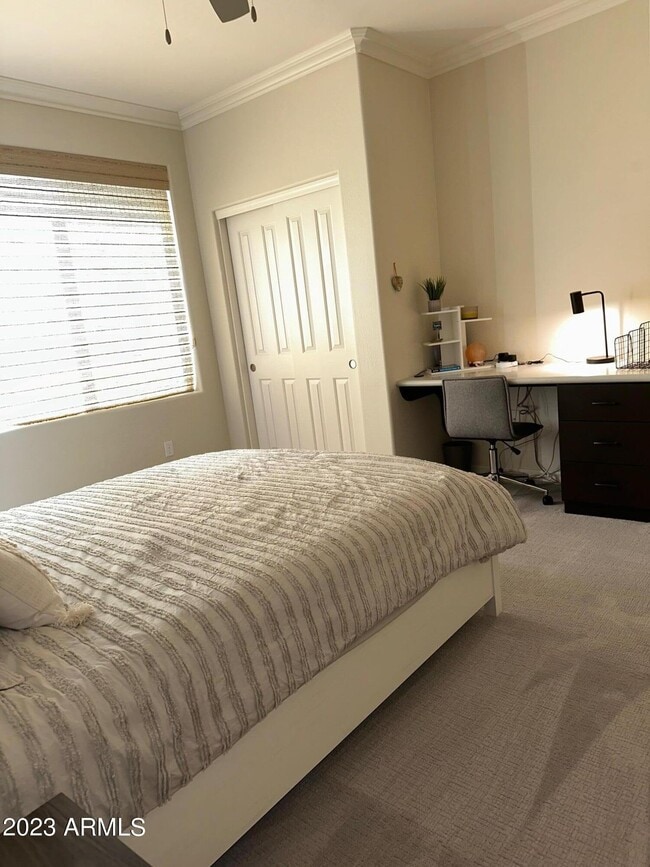 Building Photo - 17850 N 68th St