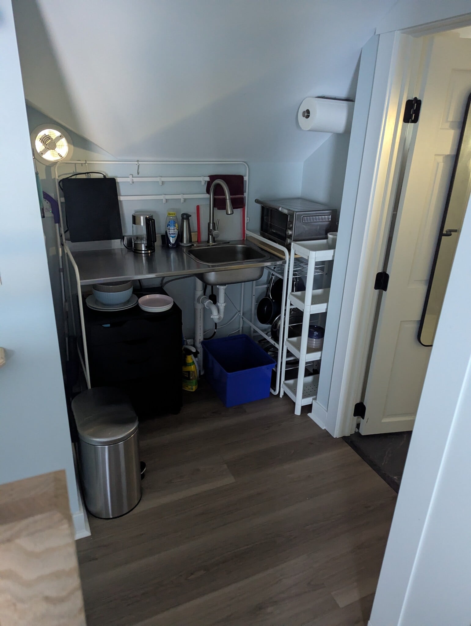 Building Photo - 3302 Delaware Ave