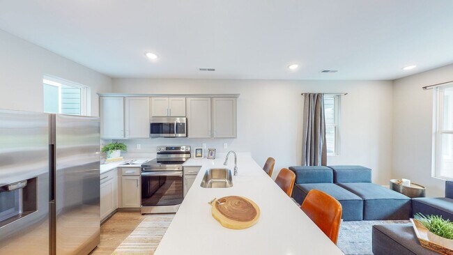 Building Photo - 3 bedroom 2.5 bath at Milltown @ the South...
