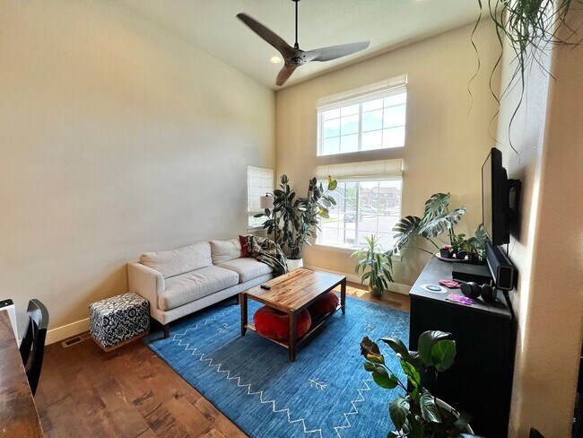 Building Photo - Beautiful 5 Bed House in North Fort Collins!