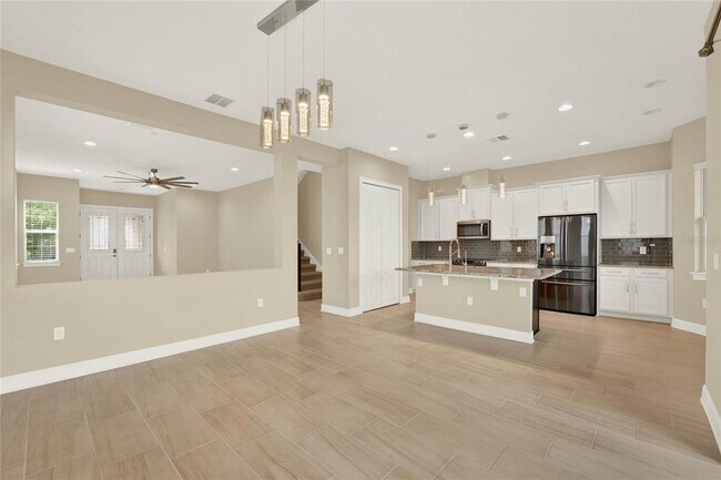 Building Photo - 10282 Henbury St