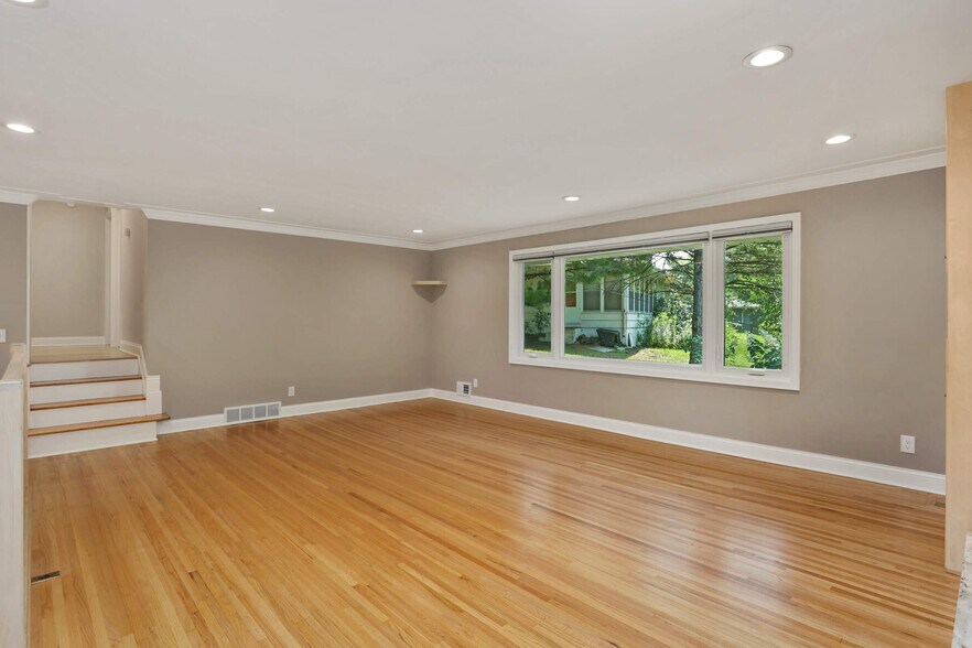Building Photo - 4035 Wasatch Ln