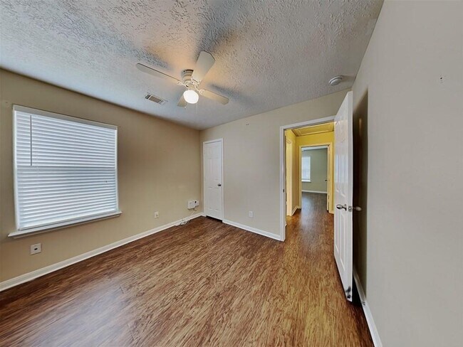 Building Photo - 4727 Comal River Loop