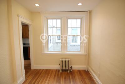 Building Photo - 1 bedroom in Boston MA 02135