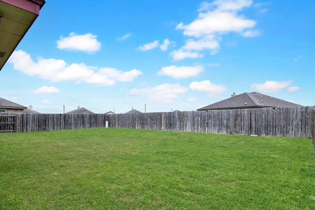 Building Photo - 3804 Ida Dr