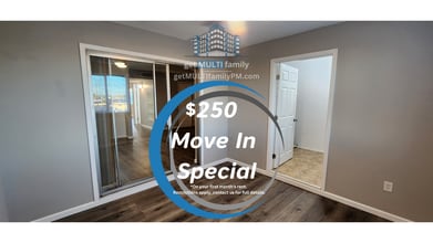 Building Photo - 1903 North Spring-201