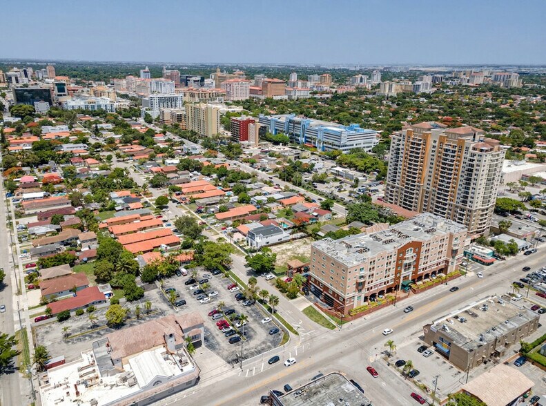 Building Photo - 2280 SW 32nd Ave