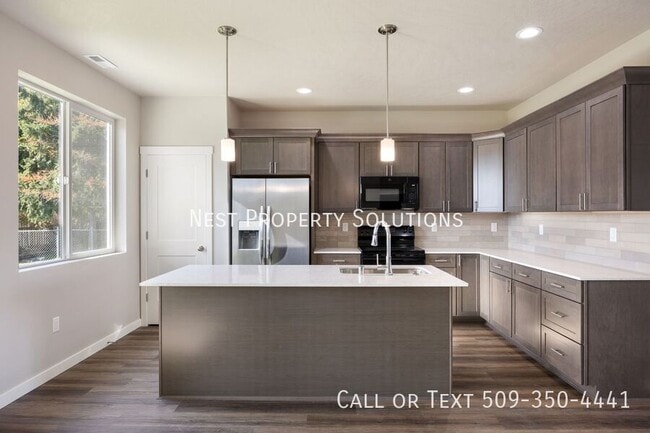 Building Photo - 514 S Dorsing-