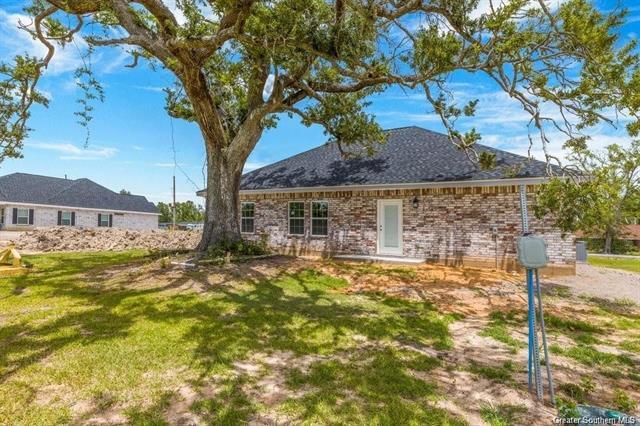 Building Photo - 255 Tommys Ln