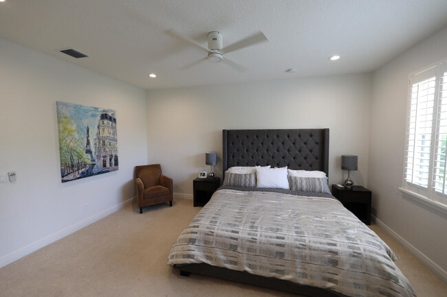 Building Photo - 5027 Dulce Ct
