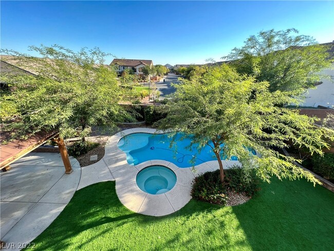 Building Photo - 10159 Meriweather Grove Ave