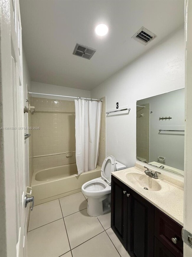 Building Photo - 2566 Coral Springs Dr