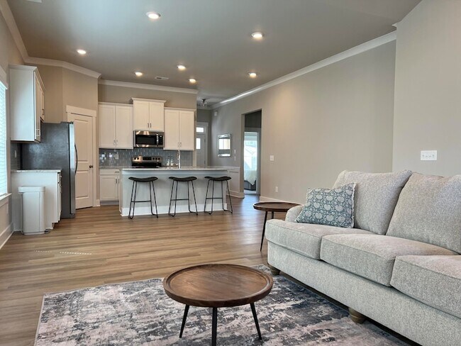 Building Photo - 2093 Firelight Wy