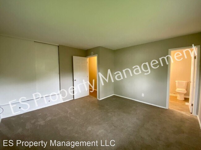 Building Photo - 4 br, 2 bath House - 2701 Morning Star Dr.