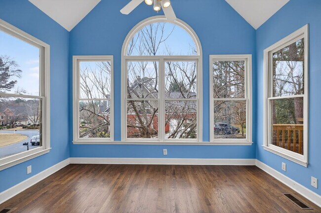 Building Photo - Great home in highly desired Brookstone Subdivision with Cobb County Schools.