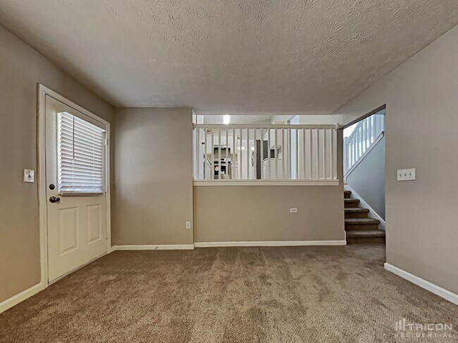 Building Photo - 563 Fielding Ct