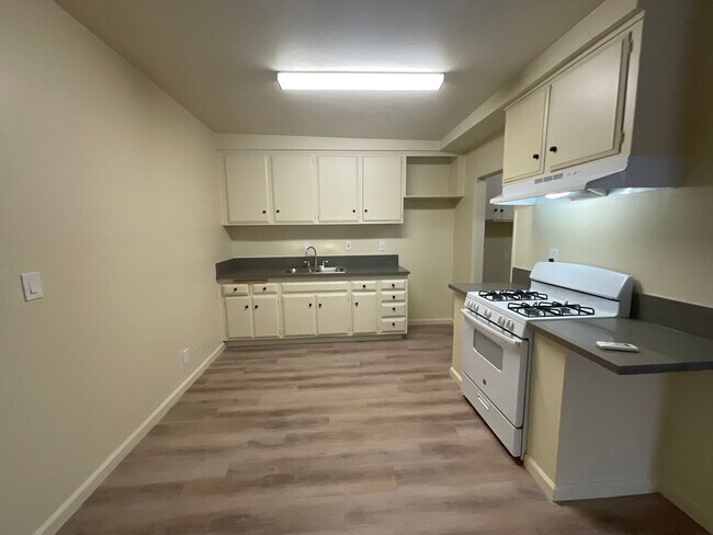 Building Photo - 7711 Fillmore Dr