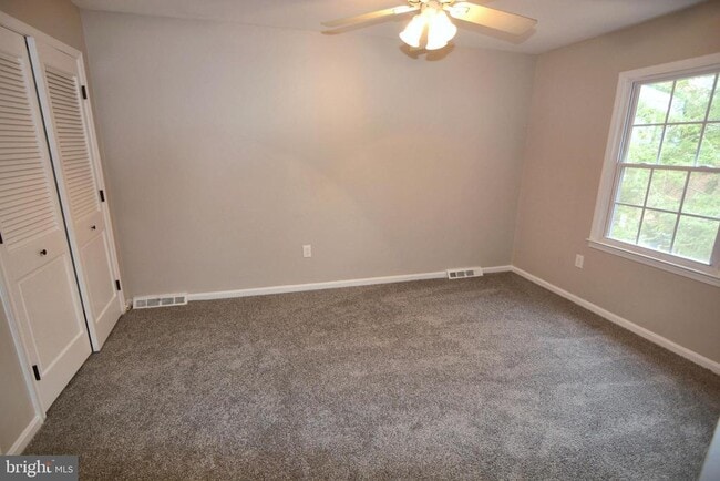 Building Photo - 1666 Albermarle Dr