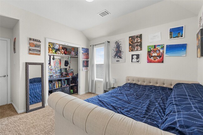 Building Photo - 2314 Red Slate Dr