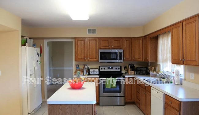 Building Photo - 13506 Sovereign Terrace