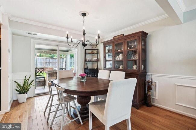 Building Photo - 4555 Lantern Pl