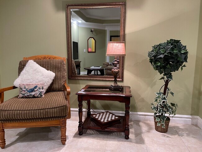 Building Photo - 1430 Juneau Way