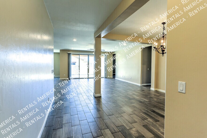 Building Photo - 17741 S Silent Meadows Path