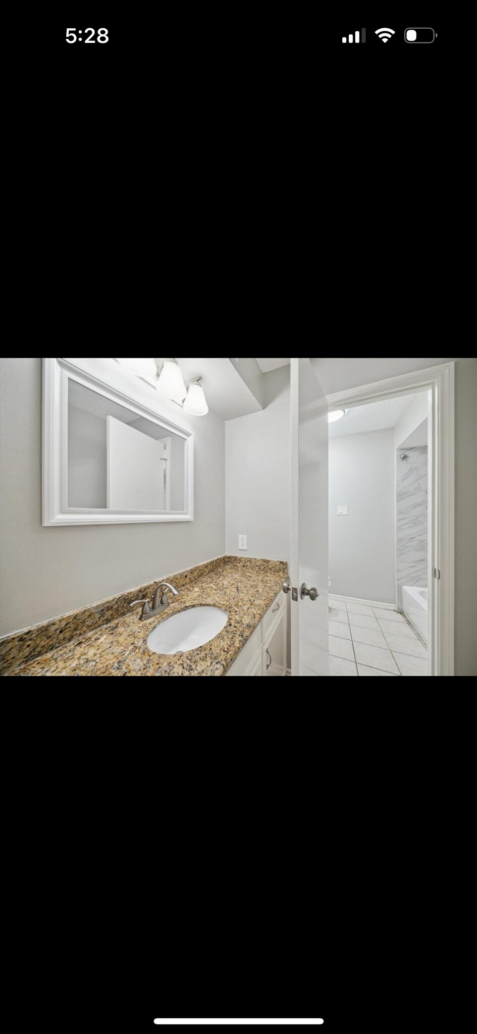 Building Photo - 1606 Beaver Springs Cir
