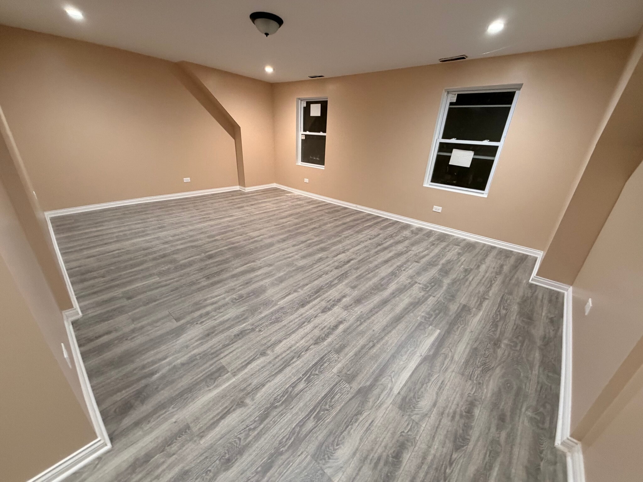 Building Photo - 6741 S Bishop St