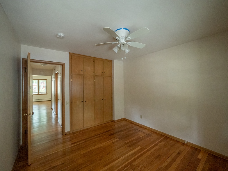 Building Photo - 513 N Midvale Blvd