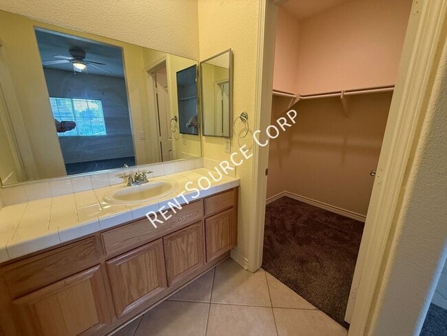 Building Photo - 3714 Pondera St