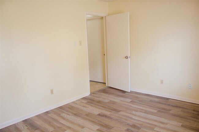 Building Photo - 16326 Quail Pl Dr