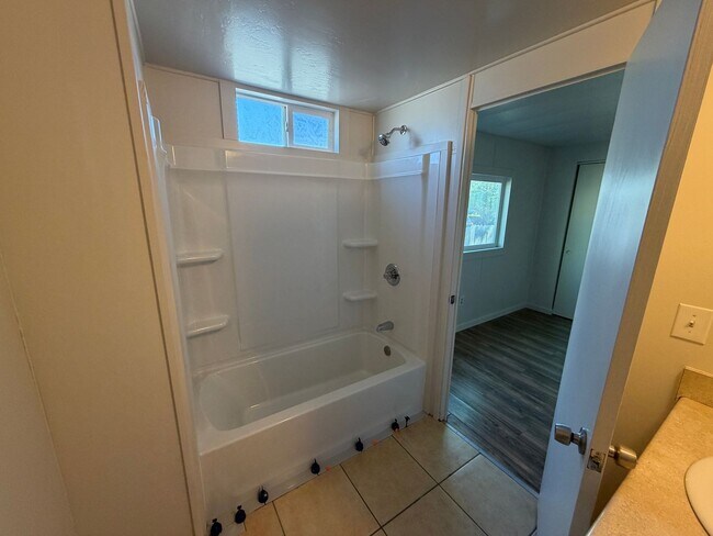 Building Photo - 2308 Airport Rd