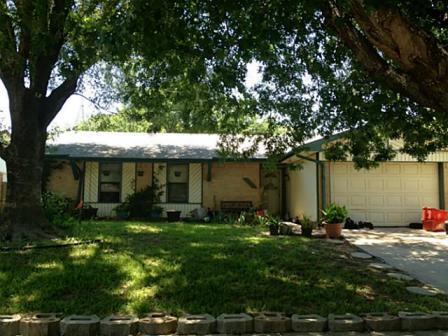 Primary Photo - 1702 Nueces Dr