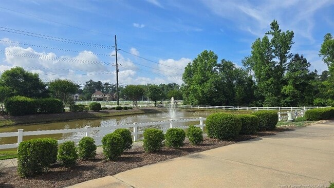 Building Photo - 127 Nandina Ct