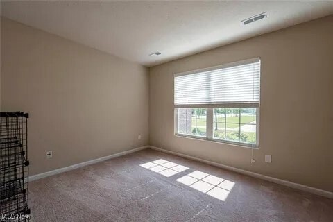 Building Photo - 6140 N Pointe Dr