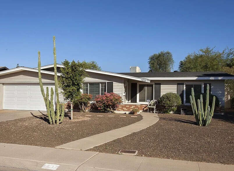 Building Photo - 1410 E Verlea Dr