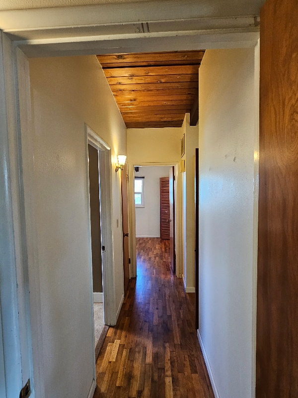 Building Photo - 511 NE 8th St