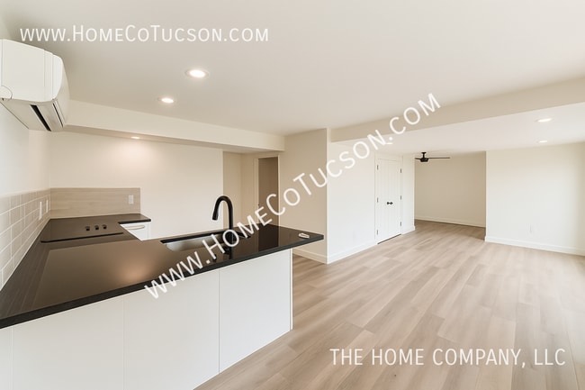 Building Photo - 5788 E Paseo Cimarron