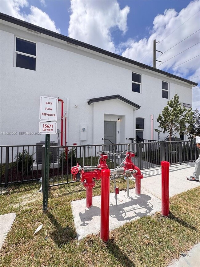 Building Photo - 15615 SW 280th St