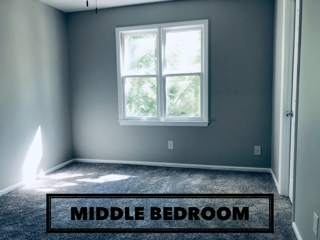 Building Photo - 516 Brent Rd