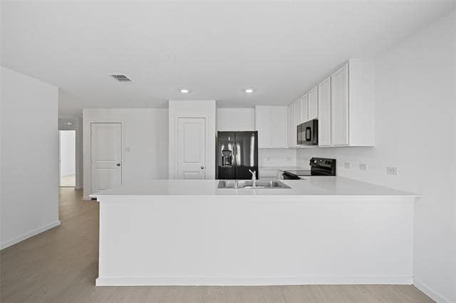 Building Photo - 638 Montclair Ave