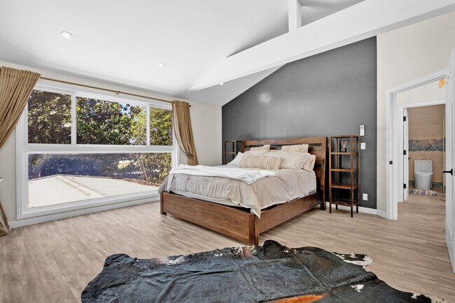 Building Photo - 17812 Parthenia St