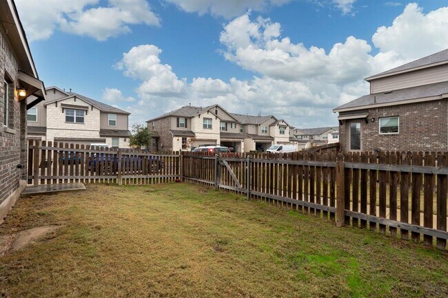 Building Photo - 17200 Leafroller Dr