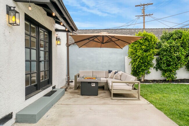 Building Photo - 7868 Naylor Ave