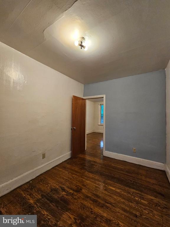 Building Photo - 1717 S Bancroft St