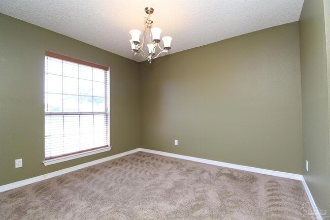 Building Photo - 6462 Sarasota St