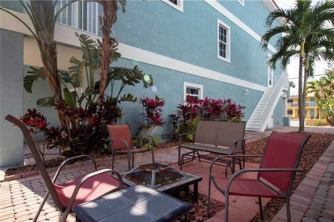 Building Photo - 2319 Avenue C