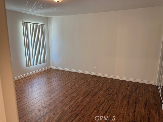 Building Photo - 465 N Marengo Ave